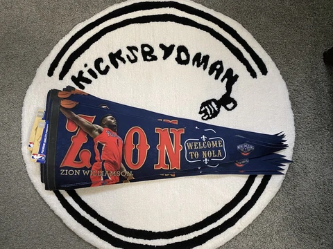 Zion Williamson New Orleans Pelicans 12β x 30βPremium Roll & Go Felt Pennant Cover