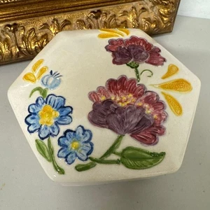 Vintage Blumen Sechseck Deko Box Keramik Vorratsdose - Bild 1 von 10