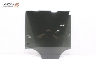 Chevrolet Tahoe 2015-2020 puerta trasera izquierda lado del conductor ventana vidrio OEM Foto 1 de 4