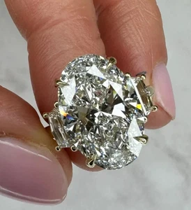6.90 Ct Oval-Cut VS1 Lab Grown Diamond Solitaire Engagement Ring 14K Yellow Gold - Picture 1 of 7