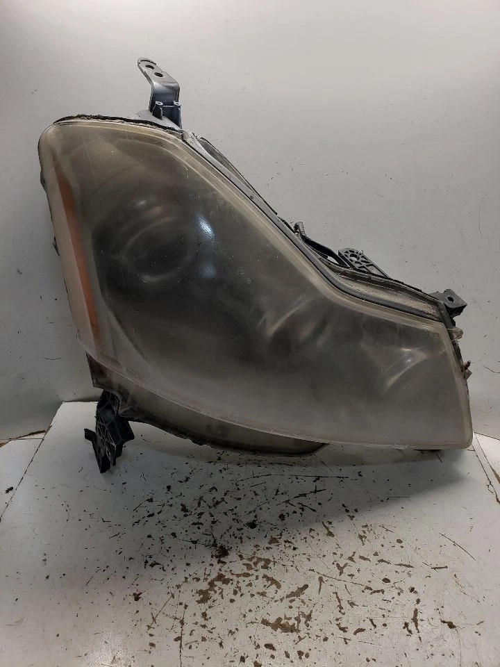 Правосторонняя галогенная фара подходит для 06–07 INFINITI M35 1366768 - Изображение 1 из 4