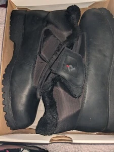Women's Propet Black Leather Frost Walker Ankle Boots Faux Fur Lined Sz 11 WWWW - Picture 1 of 8