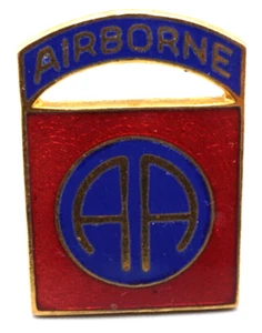 WWII 82nd Airborne Division AA DI Unit Crest Pin VERY RARE - Picture 1 of 2