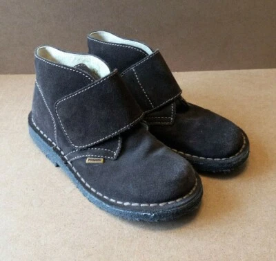 Primigi Boys Brown Suede Chukka Boots 28 US 10.5 EUC - Image 1 of 4