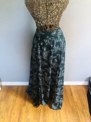 "Falda Floral Soprano Boho Larga Doble Dividida Floral Pequeña 26""x40"" Usada en Excelente Condición" Foto 1 de 4