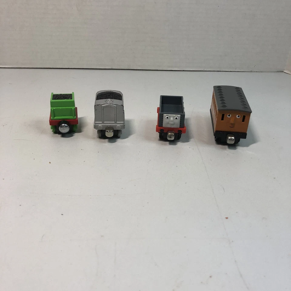 4 Train Cars Tenders Thomas and Friends Take Along Die Cart Learning Curve - Image 1 of 4