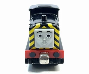 Thomas The Train Engine MAVIS Die Cast Metal Magnetic 2003 Gullane - Picture 1 of 6
