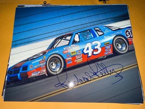 Richard Petty signed Nascar Disney STP the king 8x10 photo Cars movie - Picture 1 of 1