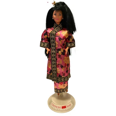 Chinese Barbie a Dolls of the World Collector Special Edition 1993 W/ Stand - Image 1 of 4