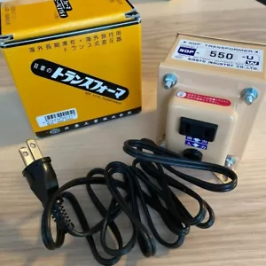 Nissyo NDF-550U Trasformatore Step Down 120V a 100V 550W Convertitore di Tensione Giappone - Foto 1 di 10