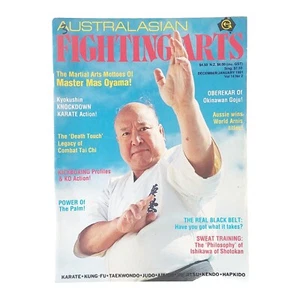 Magazines ×2 | Fighting Arts | Vol 14 #2 & Blitz Vol 8, # 3 | MAS OYAMA  - Bild 1 von 11