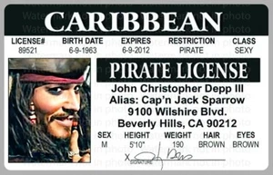 Johnny Depp Pirates of the Caribbean Piratenlizenzkarte Neuheit Ausweis - Bild 1 von 1
