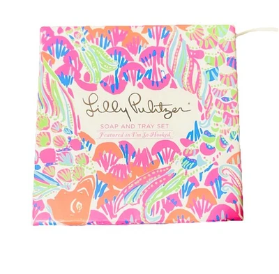 Lilly Pulitzer Soap and Tray set Featured I'm So Hooked Lilly’s Jungle Soap - Image 1 of 4