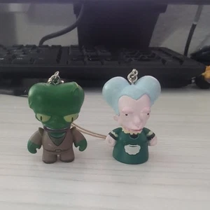 Mom and Morbo- Futurama Series 1 Zipper Pull / Keychain by Kidrobot - Picture 1 of 3