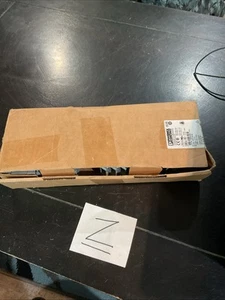 PHOENIX CONTACT UT 16 - Feed-through terminal block 3044199 50/BOX - Picture 1 of 3