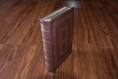 Easton Press A widow's Story by Joyce Carol Oates - Signed Limited Edition  - Image 1 of 4