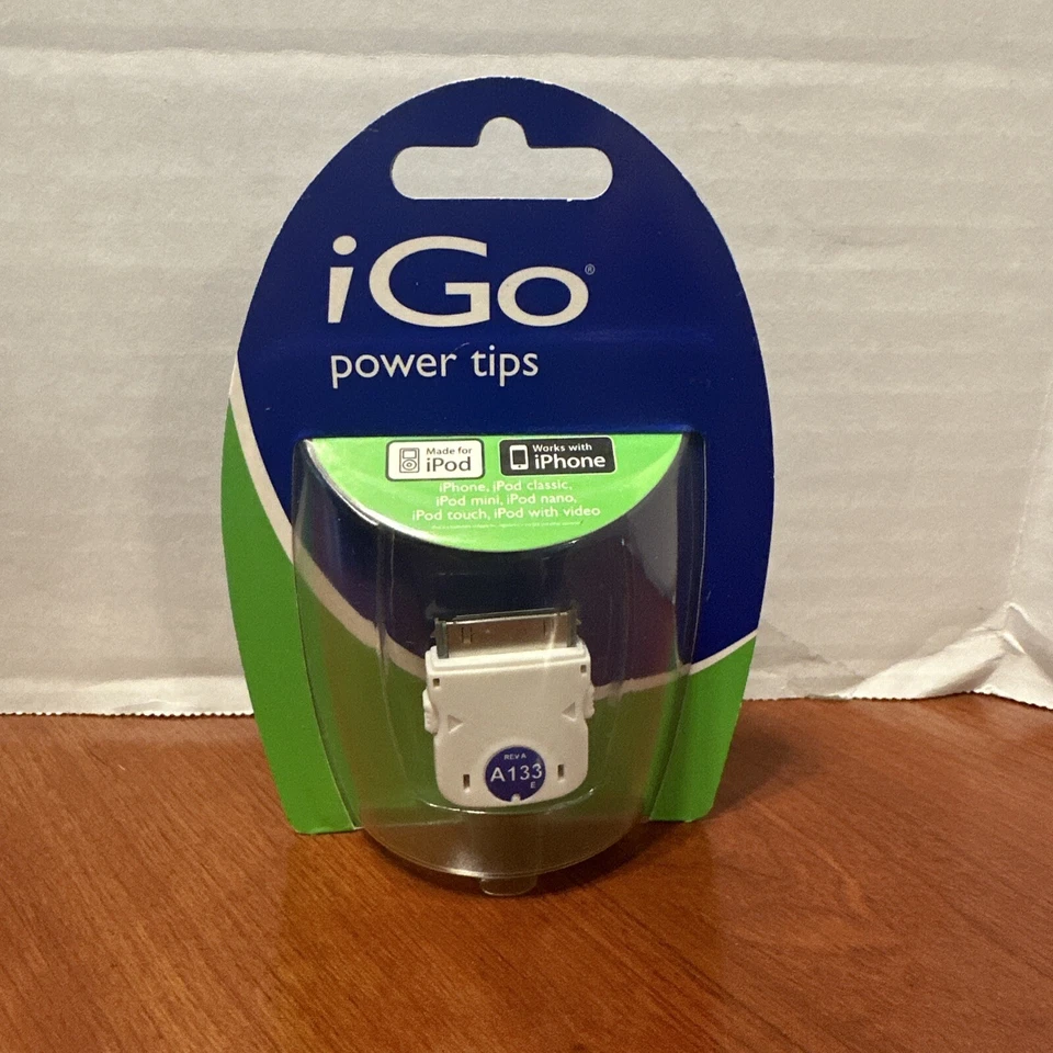 iGo A133 Power Tip for Apple iPod and iPhones 30-Pin Cable (White) - Image 1 of 2