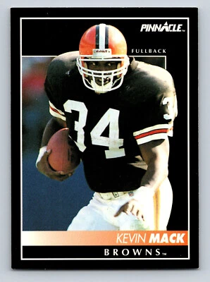 1992 Pinnacle Football Card #57 Kevin Mack - Image 1 of 2