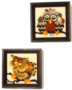 2er Set Crewel Eulen Bilder gerahmt Vintage Erdtöne 70er Retro Needework - Bild 1 von 6