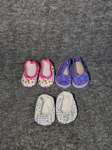 Lote de 3 pares de zapatos sin marca para muñecas de 18" - Imagen 1 de 14