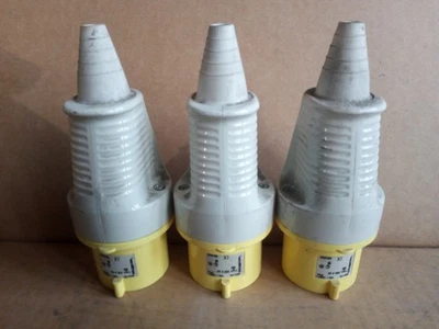 3 x Walther 110V 32A 3 PIN YELLOW SITE Industrial PLUG IP44 - image 1 of 3