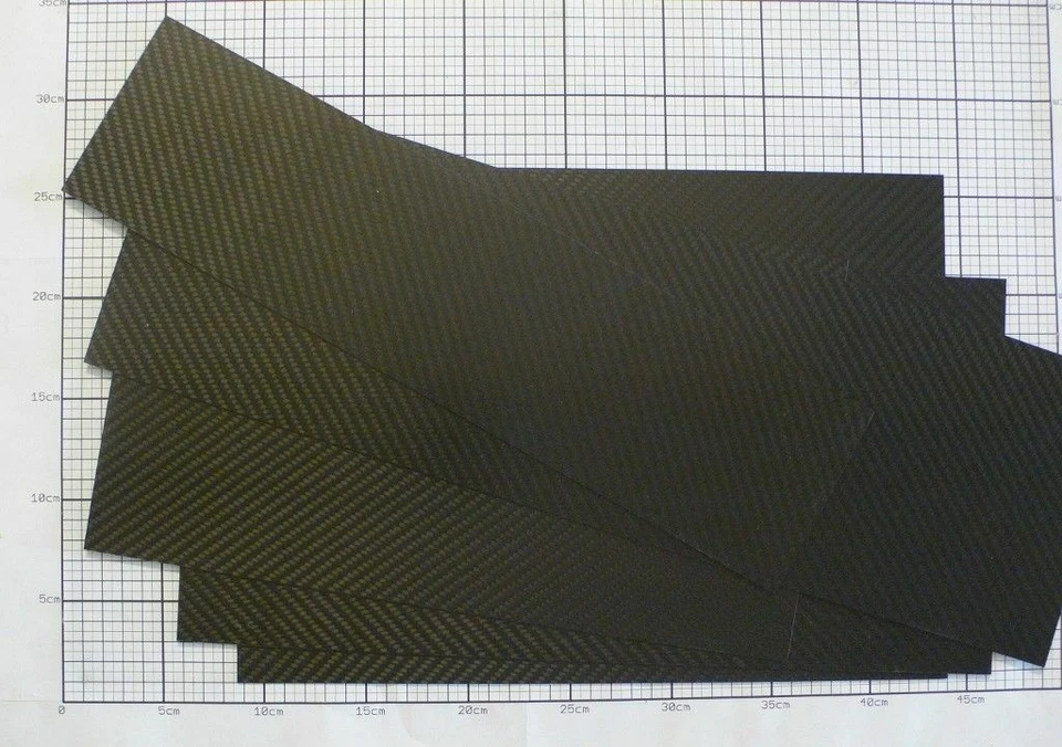 LASTRA DI CARBONIO 20x5cm spessore 0.5mm x PACCO LAMELLARE - Immagine 1 di 1