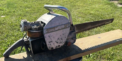 Vintage Wright GS-218 Chainsaw Saw with Bar (kk) - Image 1 of 4
