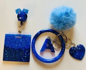 Blue Sparkling Resin Keychain Bracelet Set - Picture 1 of 8