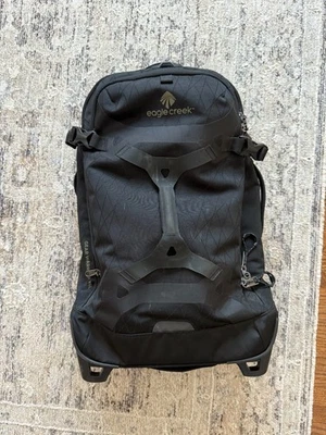 Сумка на колесиках Eagle Creek Gear Warrior 39L ручная кладь размер 22 дюйма черная - Изображение 1 из 4