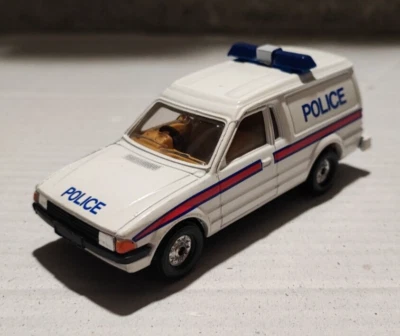 CORGI TOYS - Ford Escort 55 Van Police - scala 1/36 - Immagine 1 di 4