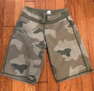 Gap Kids Girls Camo Print Sweat Shorts Size S (6-7) - Picture 1 of 2