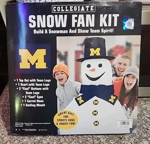UOf M ~university of michigan Snow Man Snowfan Kit Family  Snowman , Rare, New! - Picture 1 of 2