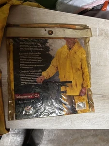 Vintage 90s Stearns Rainjammer 20 Yellow PVC Rain Suit XL NIP OG&E Safety tape - Picture 1 of 2
