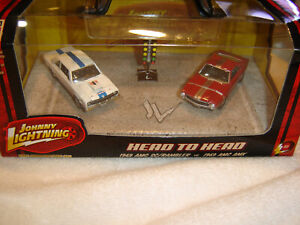Johnny Lightning HEAD TO HEAD '69 AMC SC/Rambler & '69 AMC AMX 2 Car Box Set R3