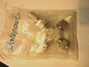 1/4 Tube 316ss 3-Way Metering Mixing Valve Swagelok SS-4MX - Picture 1 of 2