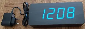 Digital LED Desk Alarm Clock Battery Powered - Picture 1 of 10