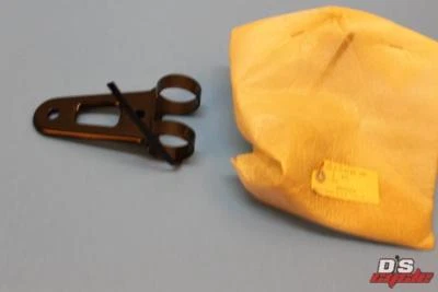 NOS YAMAHA DT125/175 1978 FARO ESTANCIA 1 PIEZA# 2A6-84118-00-00  Foto 1 de 4