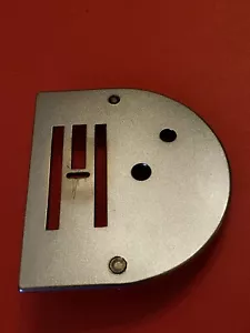 Genuine Pfaff Needle Plate 48450 - Picture 1 of 2