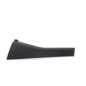 2009-2014: Exterior trim piece on the left rear door pillar of the Fit hatchback - Picture 1 of 10
