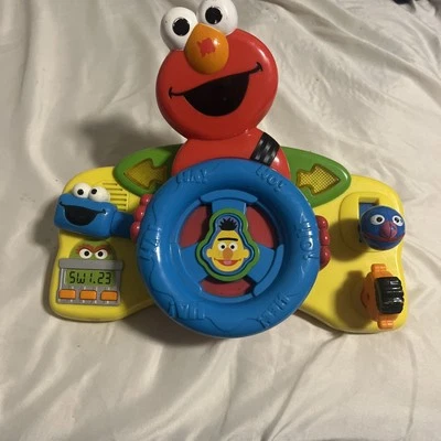 Volante de motorista Sesame Street Elmo Giggle 'n Go brinquedo Mattel 2007  - Imagem 1 de 3