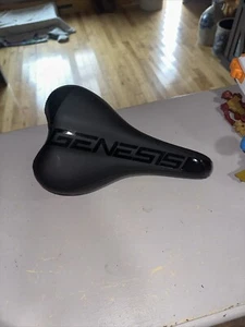 ๐ฒ Genesis Bike Saddle seat Bicycle ๐ด๐ผ - Picture 1 of 3