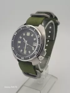 Mens Black Divers Watch NH35 (SEIKO TMI) Automatic Movt Luxury 20ATM Green NATO - Picture 1 of 17