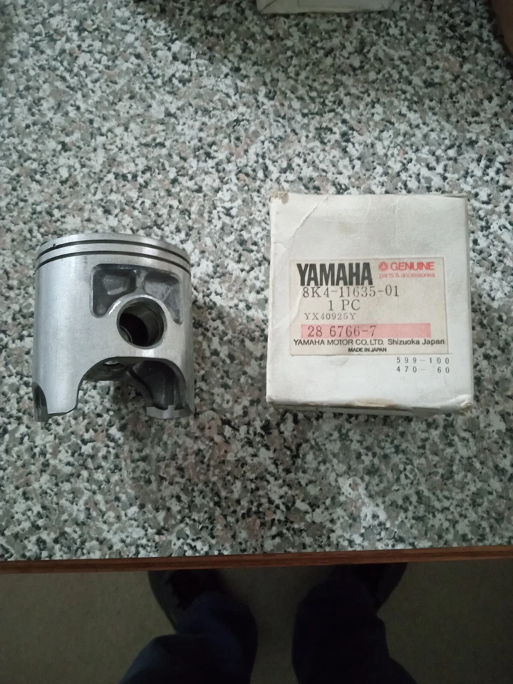 OEM Yamaha SS 440 pistón 8K4-11635-01 Foto 1 de 1