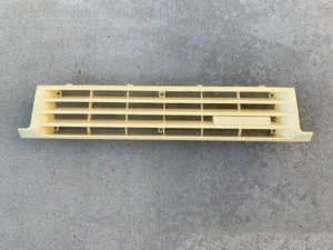 89 GRILLE BEIGE GL/GLS.HYUNDAI EXCEL SEDAN HATCHBACK 86351-21240 - Foto 1 di 2