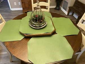 6 Placemats Vinyl Rectangular Octagon Shaped Pre-owned Green - Picture 1 of 9