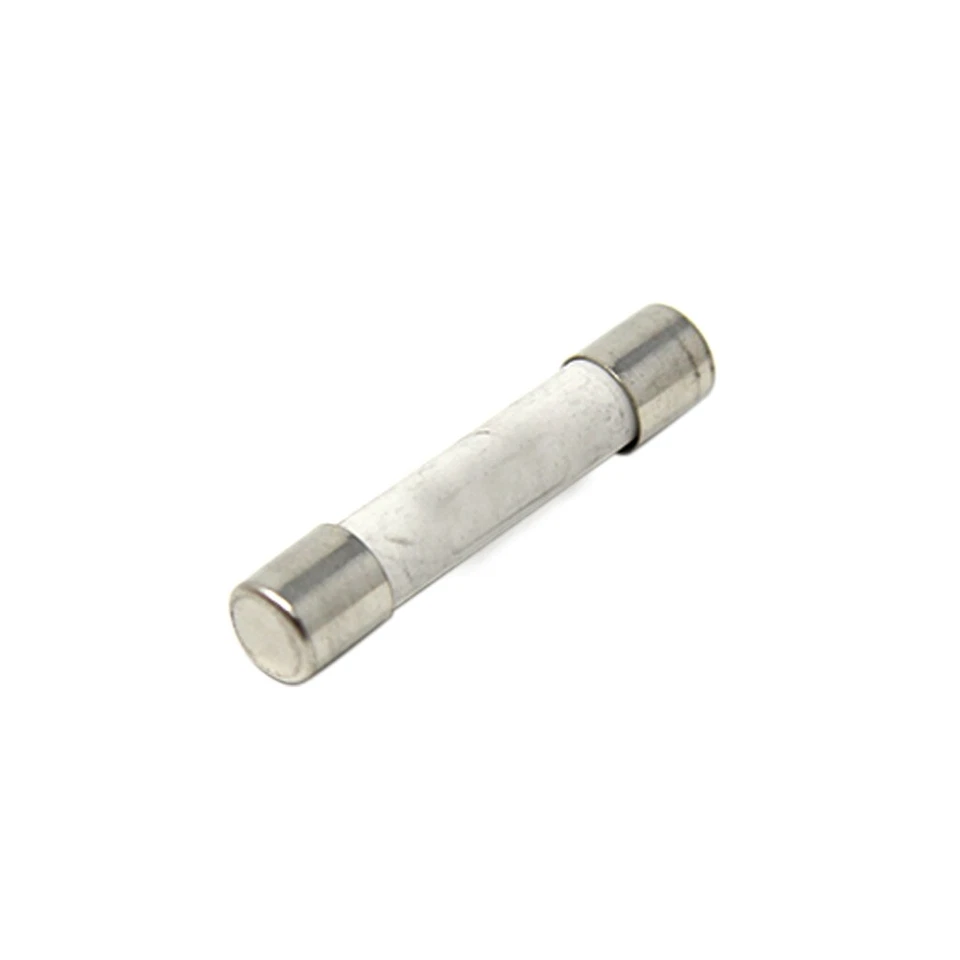 632.132 Fusible: fusión súper rápida 25A 250VAC 6,3x32mm latón ESKA - Imagen 1 de 1