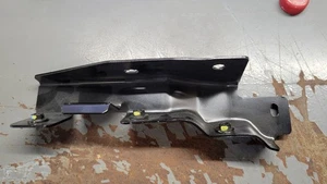 Genuine OEM GM 14-19 Chevrolet Corvette Left Driver Side Stop Bracket 23473215 - Bild 1 von 4