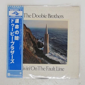 DOOBIE BROTHERS LIVIN' ON THE FAULT LINE WARNERP6541W Japan OBI VINYL LP - Picture 1 of 1