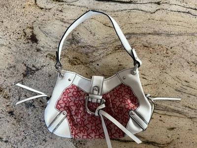 Cartera con monograma DKNY rojo/blanco Foto 1 de 4