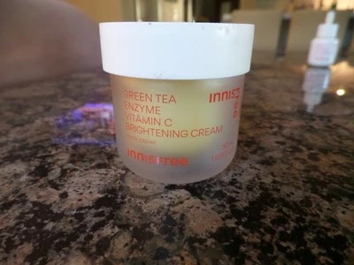 Innisfree Vitamina C Té Verde Enzima Crema Iluminadora 50ml Anti Envejecimiento Arrugas Foto 1 de 4